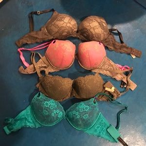 Victoria’s Secret bras